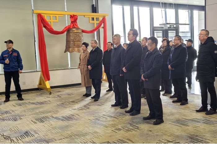 大事記 | 自治區(qū)政協(xié)主席陳雍帶領(lǐng)住寧全國政協(xié)委員調(diào)研巨能機器人